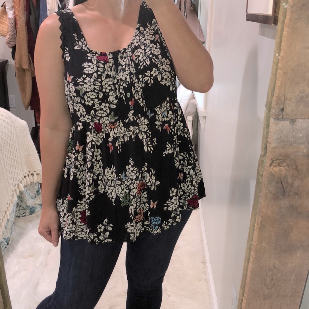Lauren Conrad large floral butterfly high low top
